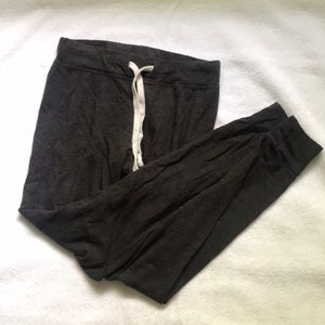 Delia’s sweatpants size S